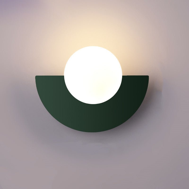 Minimalistische Glas Wandleuchte in Kugelform Lifestyle