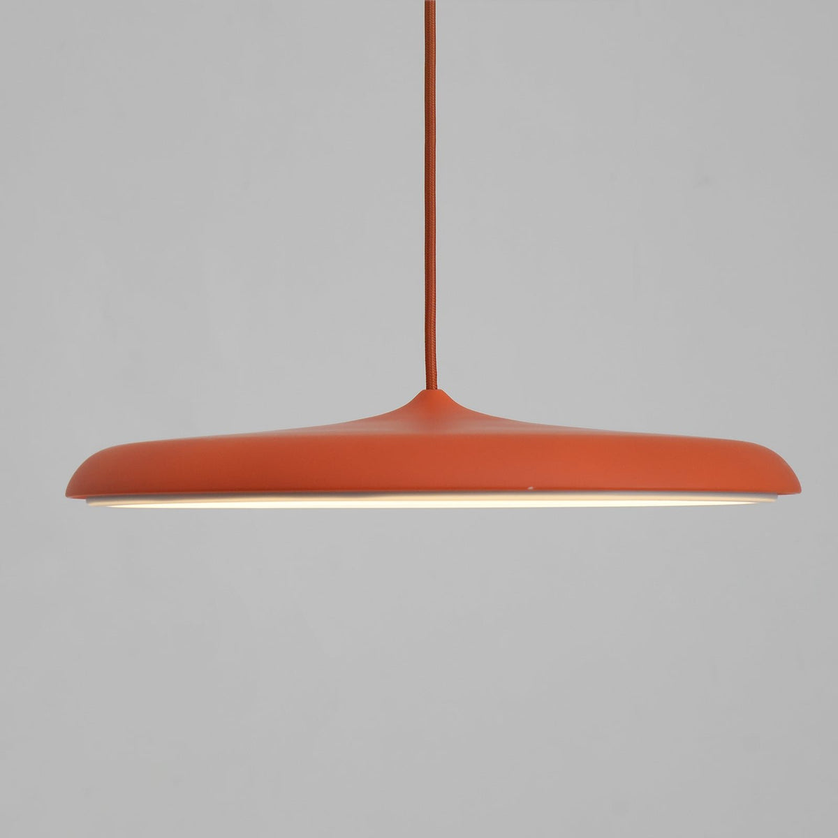 Minimalistische Hängeleuchte im Macaron Stil Scheibenförmig View 14