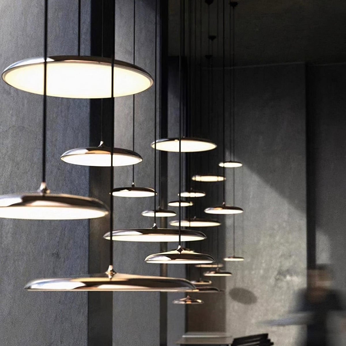 Minimalistische Hängeleuchte im Macaron Stil Scheibenförmig View 21