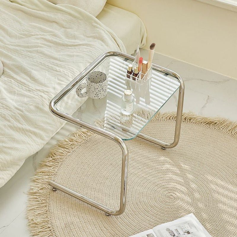 Minimalistischer Glas Beistelltisch aus Metall Rechteckig Close Up