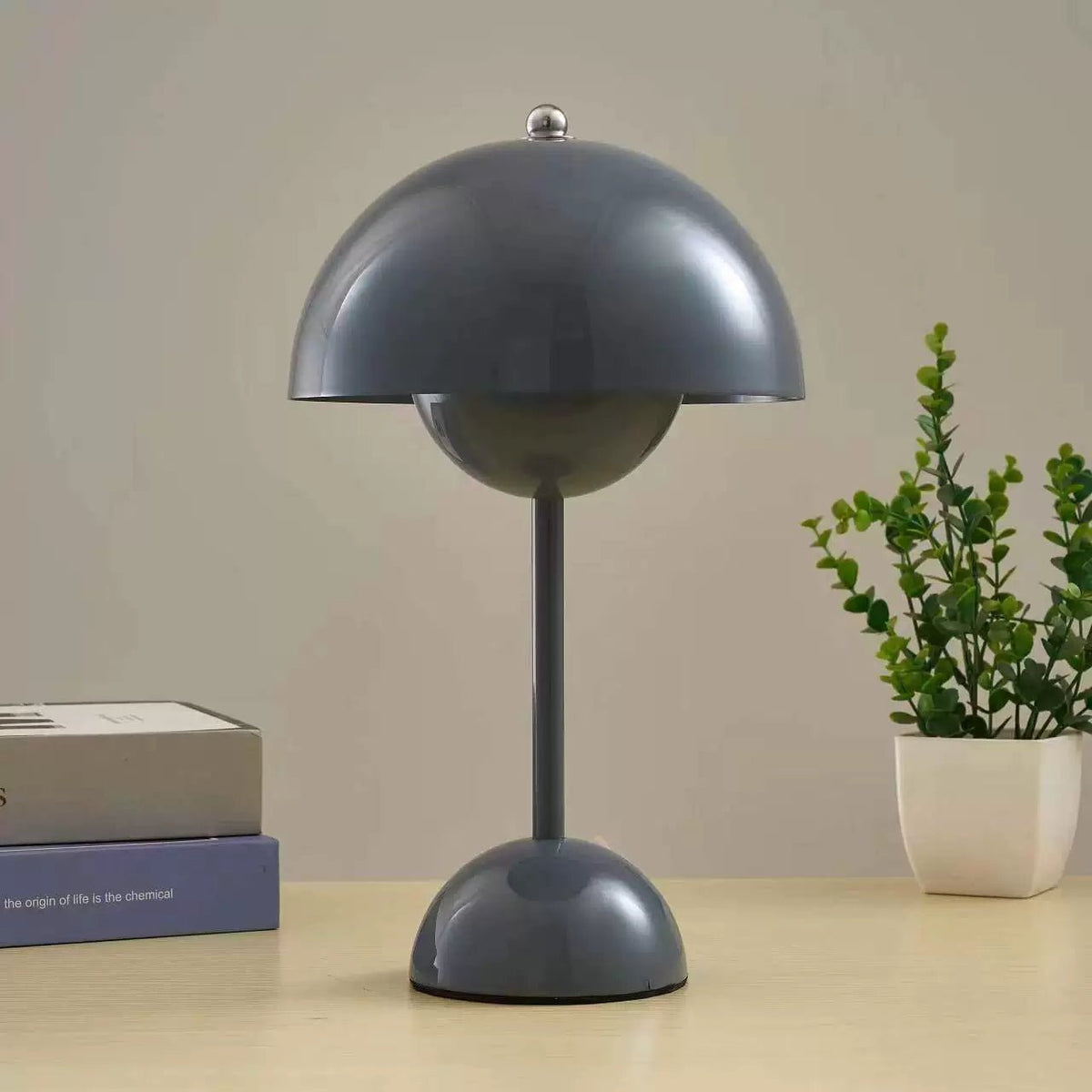 Moderne Akku Tischleuchte Kugelförmig Minimalistisch Back