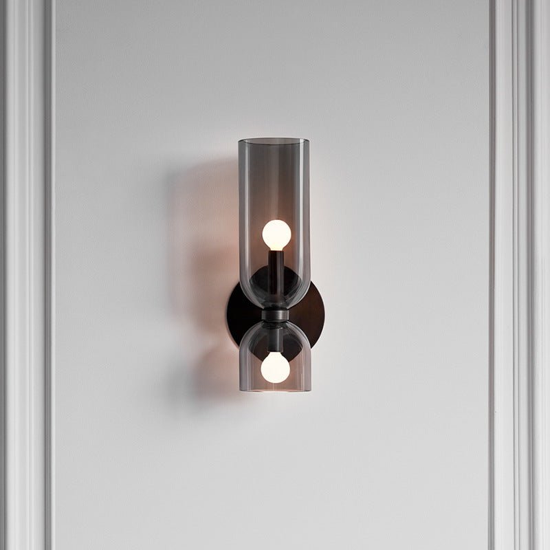 Moderne Glas-Wandleuchte mit Doppelzylinder LED Close Up
