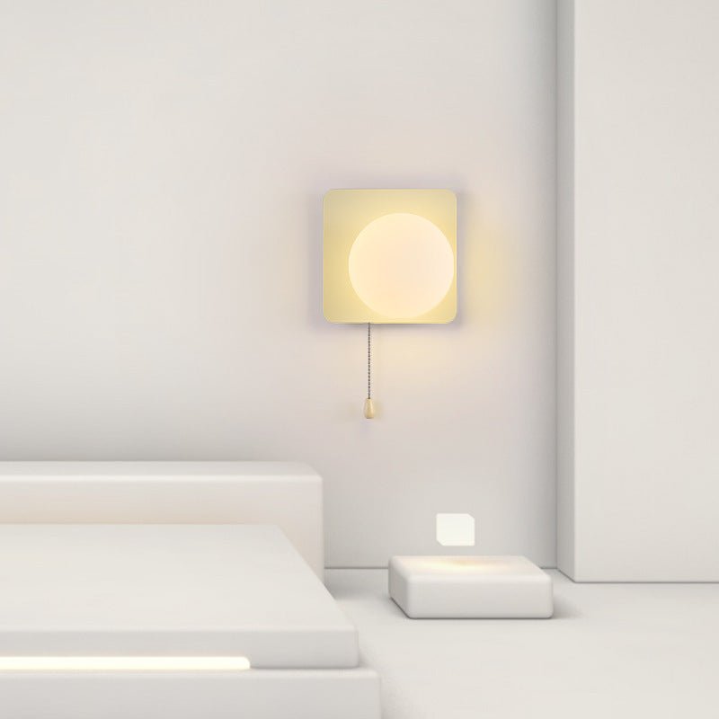 Moderne Glas Wandleuchte mit Kugel aus Eisen View 17