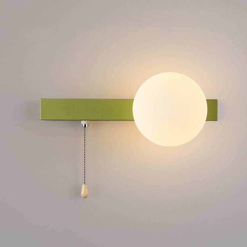 Moderne Glas Wandleuchte mit Kugel aus Eisen View 23