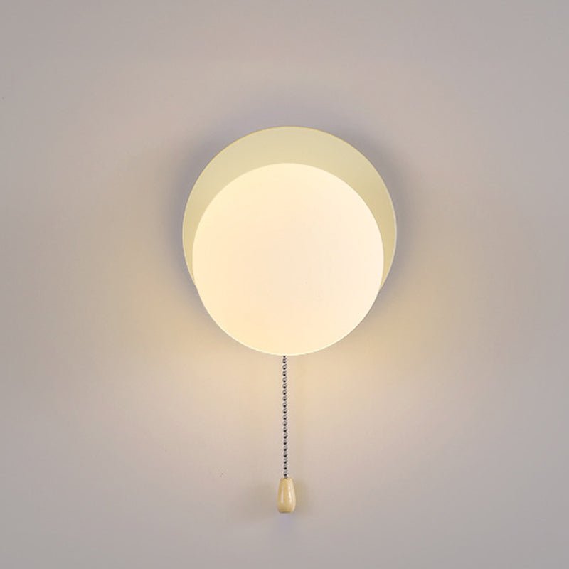 Moderne Glas Wandleuchte mit Kugel aus Eisen View 31