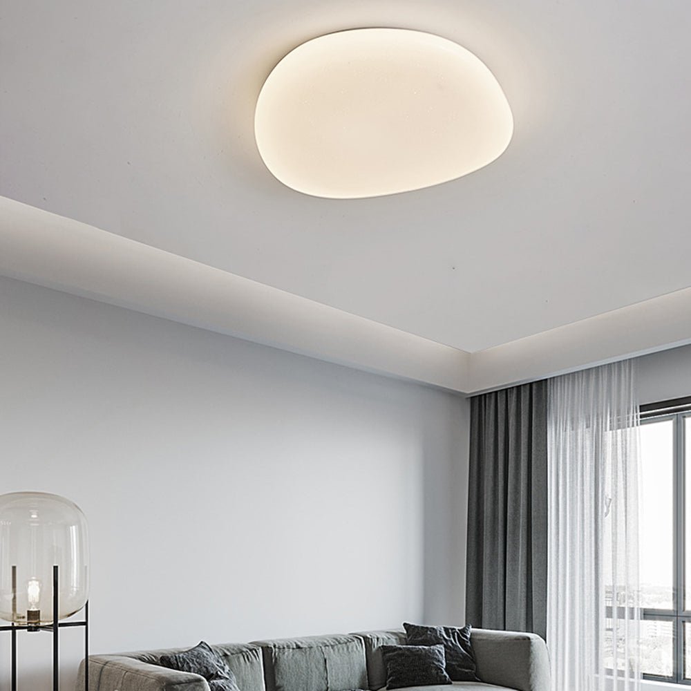Moderne LED Deckenleuchte in Kieselform Lifestyle