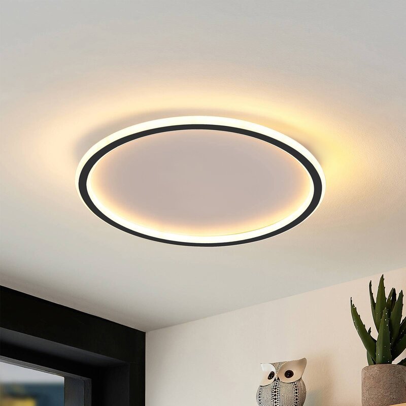 Moderne LED Deckenleuchte Rund mit Ringdesign Detail