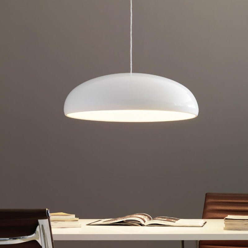 Moderne LED Hängeleuchte mit Schirm in UFO Form Front