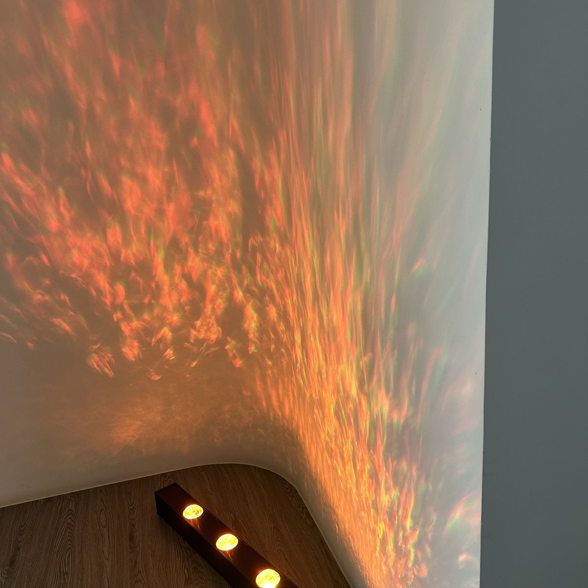 Moderne LED Wandbeleuchtung mit Welleneffekt Projektion View 19