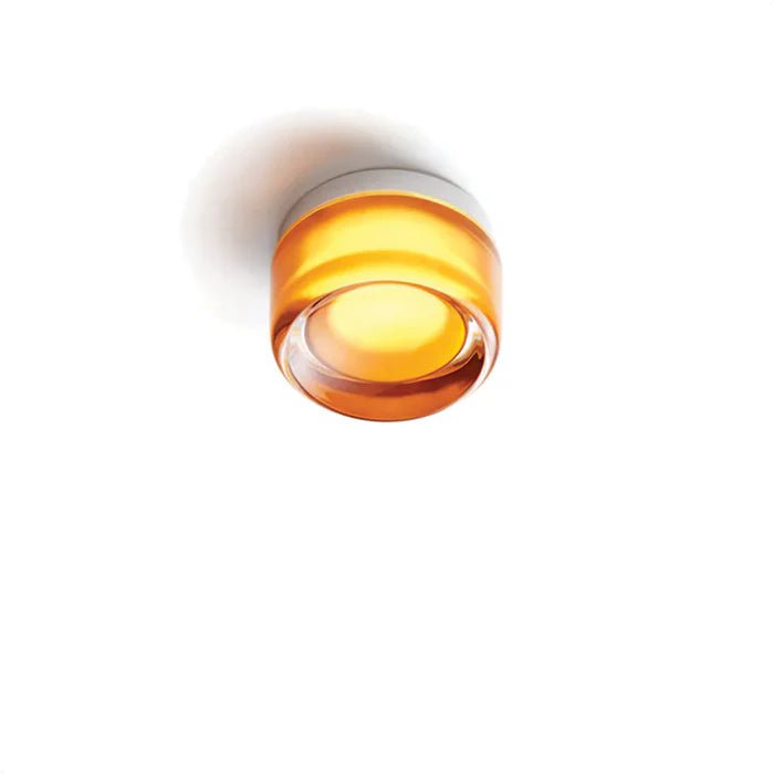 Moderne LED Wandleuchte mit konzentrischen Ringen Close Up