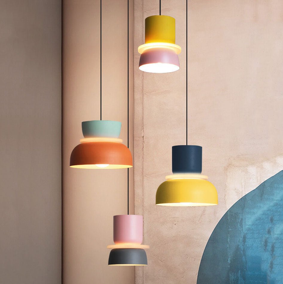 Moderne Metall LED Pendelleuchte im Macaron Stil Hero