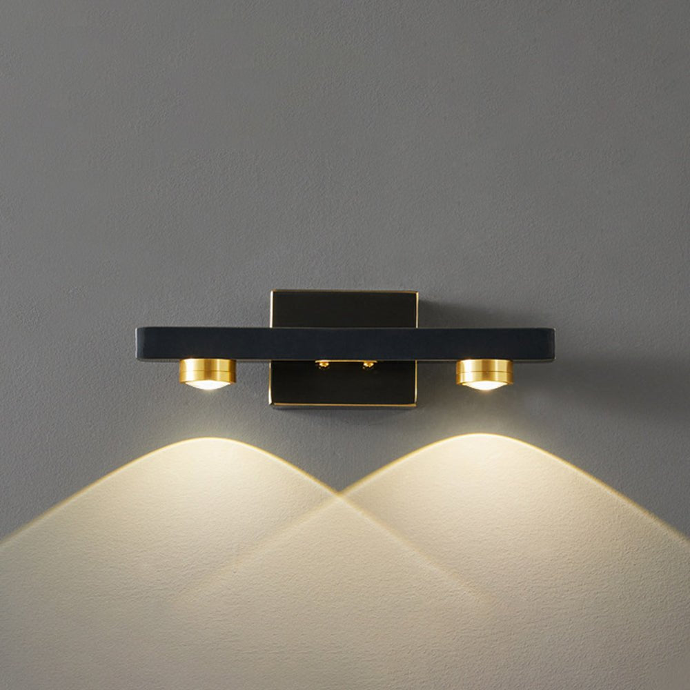 Moderne Metall LED Spiegel-Wandleuchte mit Schwenkspots Angle