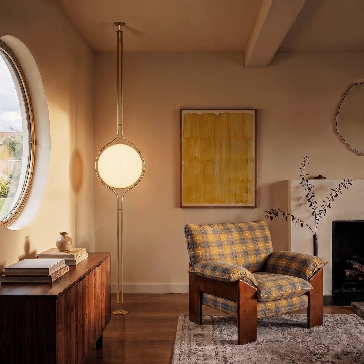 Moderne Metall Stehlampe Boden-Decke mit Kugelschirm Alternate