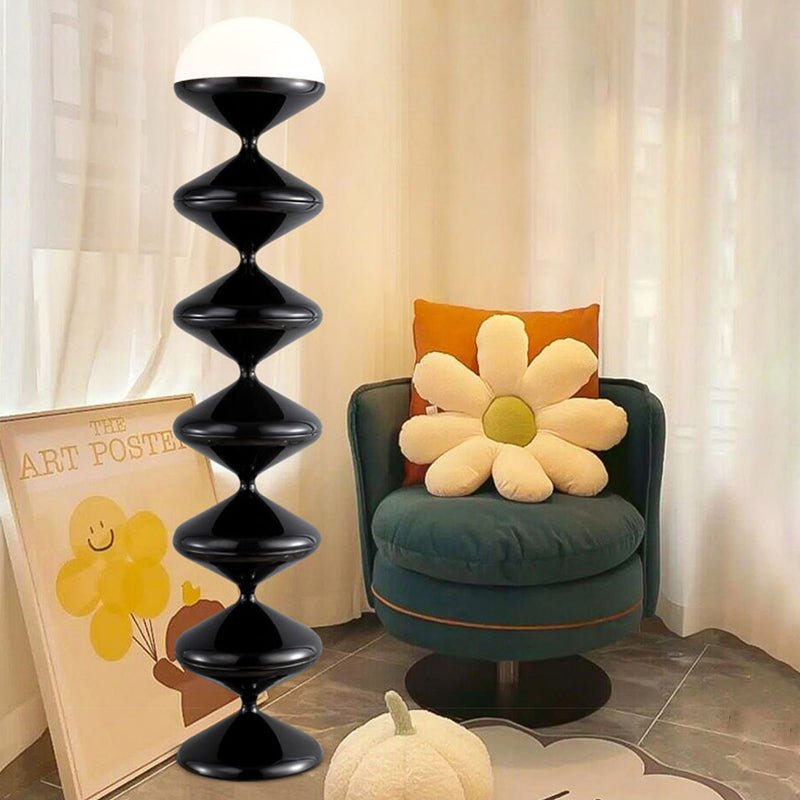 Skandinavische Eisen Stehlampe mit Sanduhr Design Rund Detail