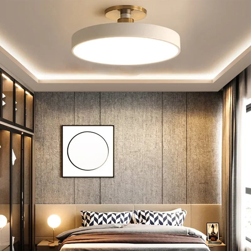 Skandinavische LED Deckenleuchte Rund Minimalistisch Front