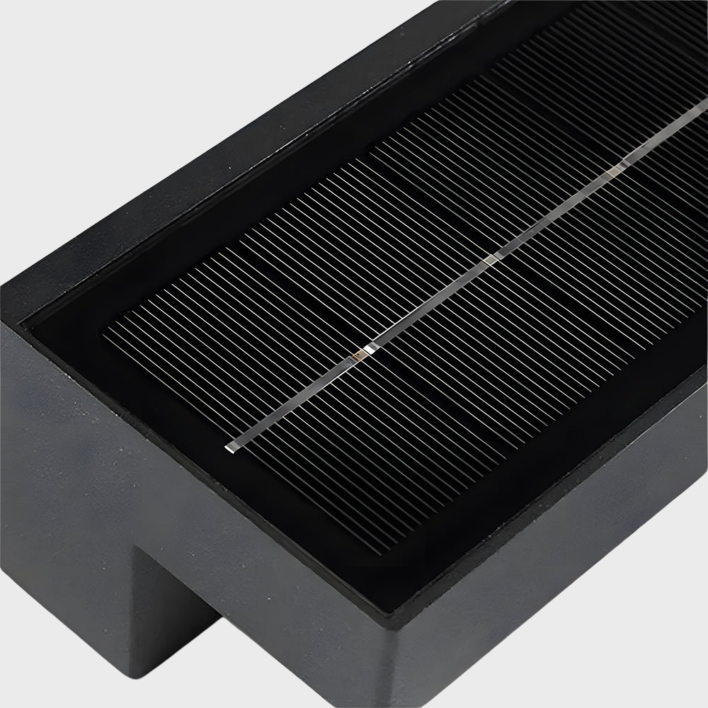 Solar-Außenwandleuchte in Schwarz